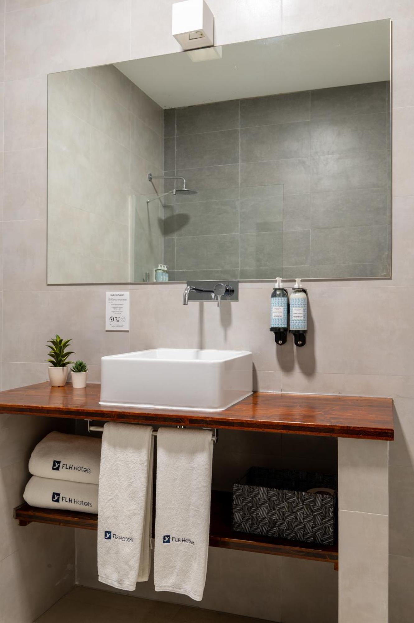 Bica Flh Suites Lisbon Room photo